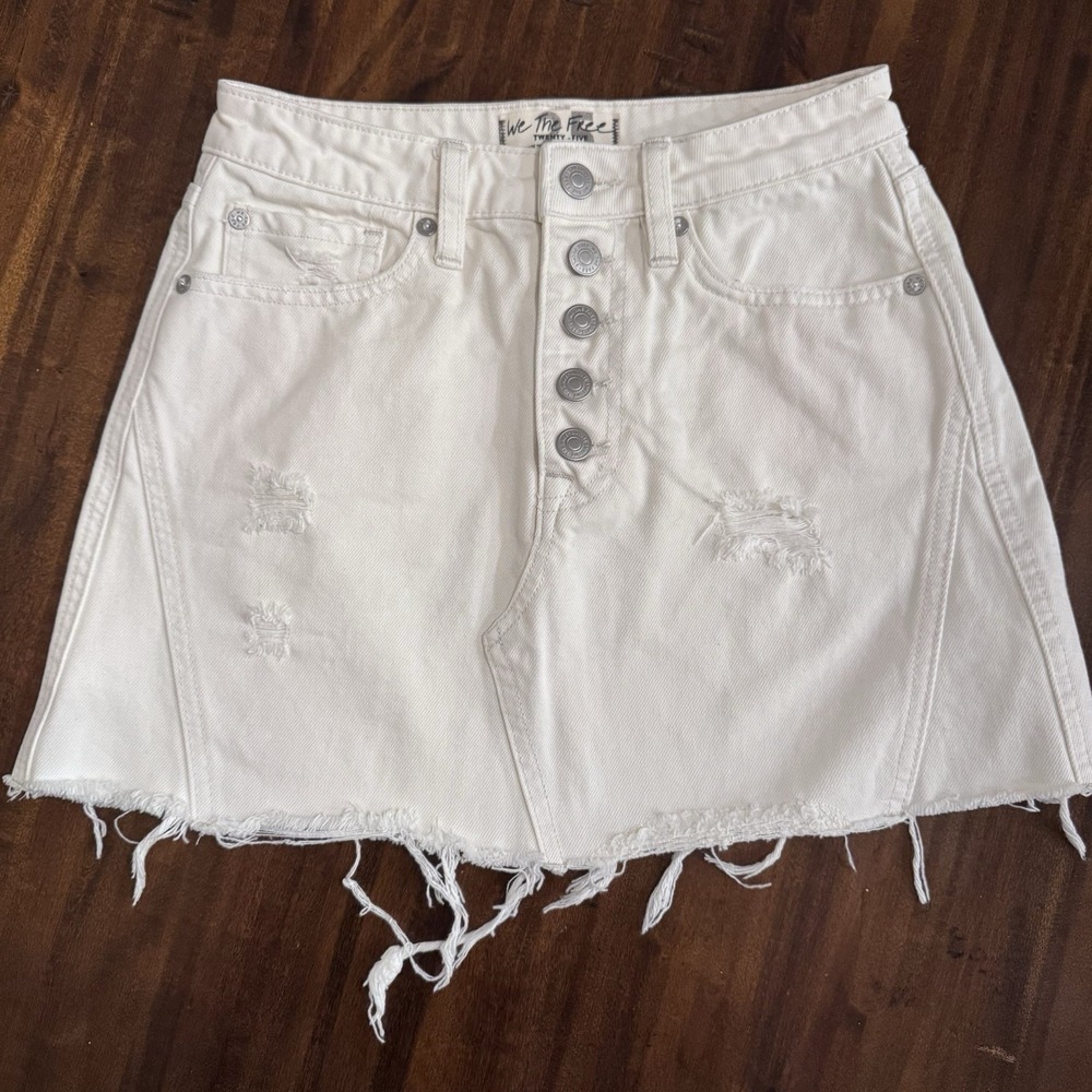 We The Free Free People Cream Distressed Denim Mini Skirt Button Fly Size 25